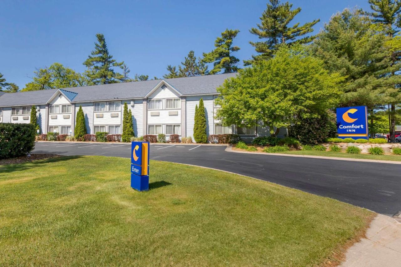 Comfort Inn Traverse City Extérieur photo