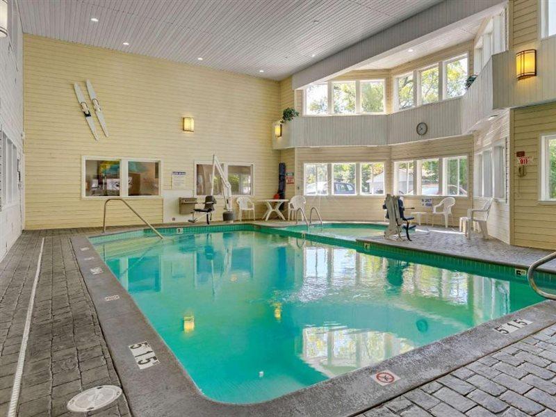 Comfort Inn Traverse City Extérieur photo