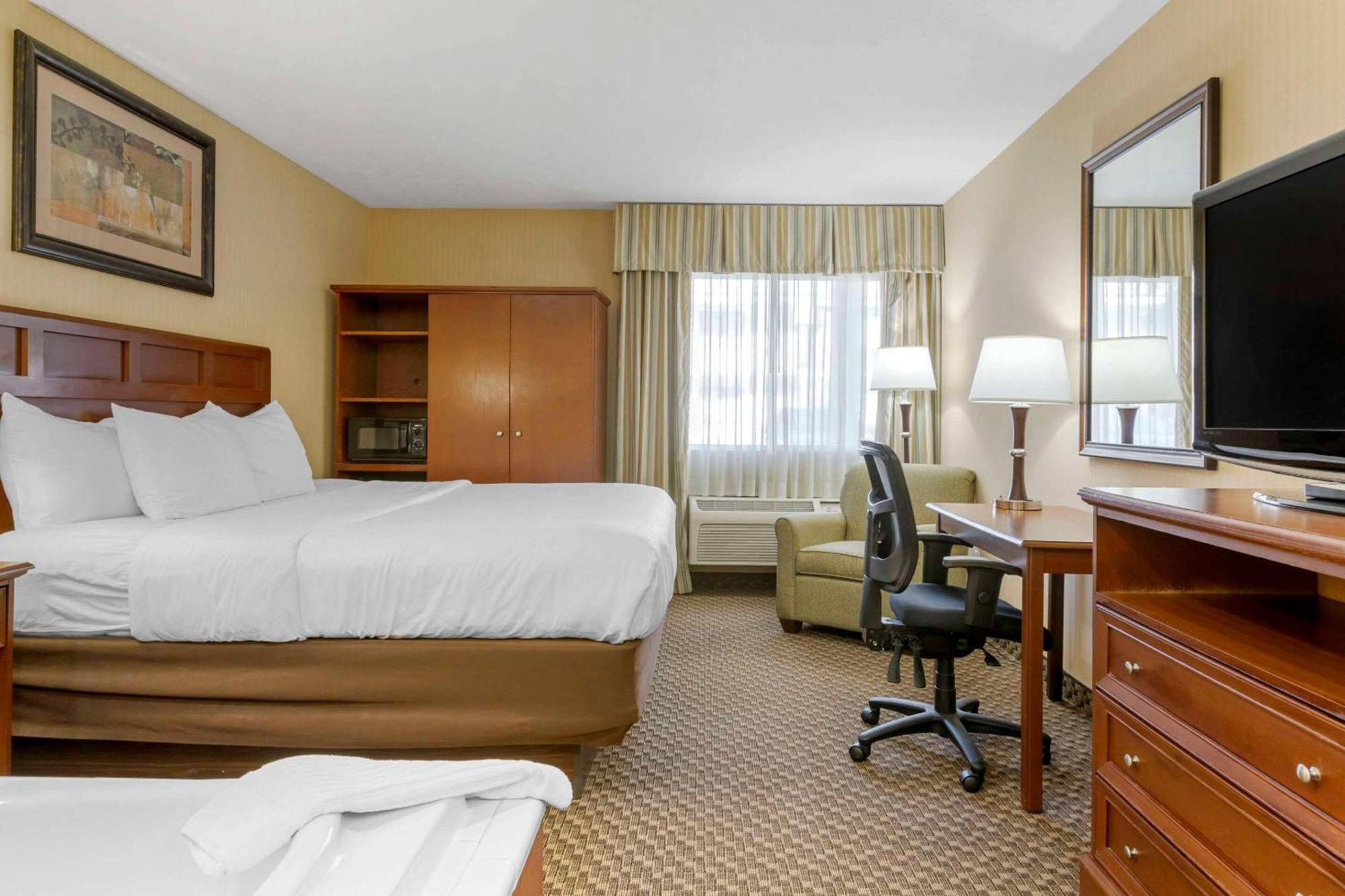 Comfort Inn Traverse City Extérieur photo
