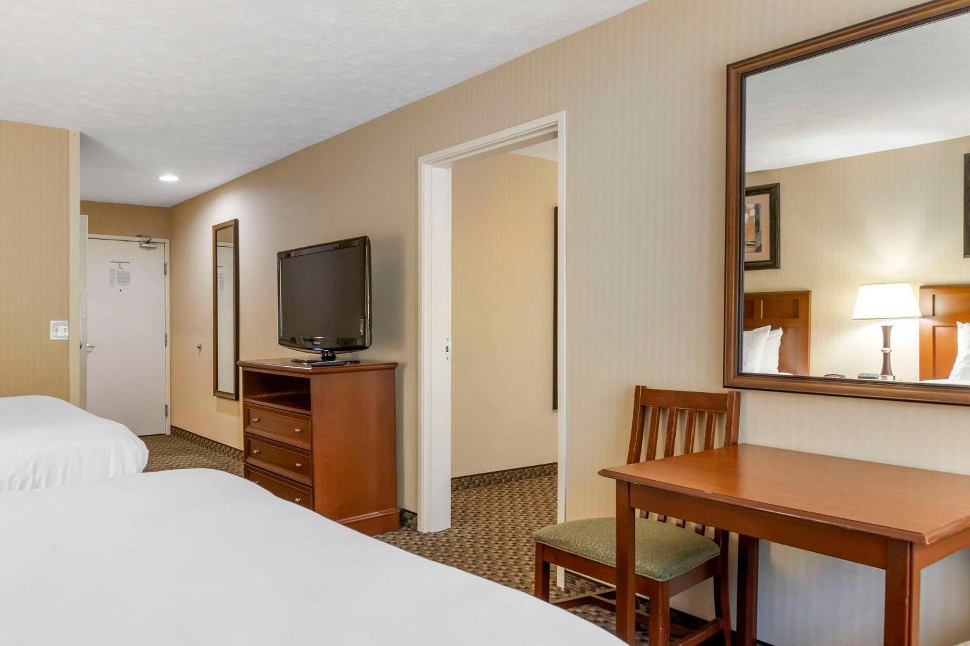 Comfort Inn Traverse City Extérieur photo