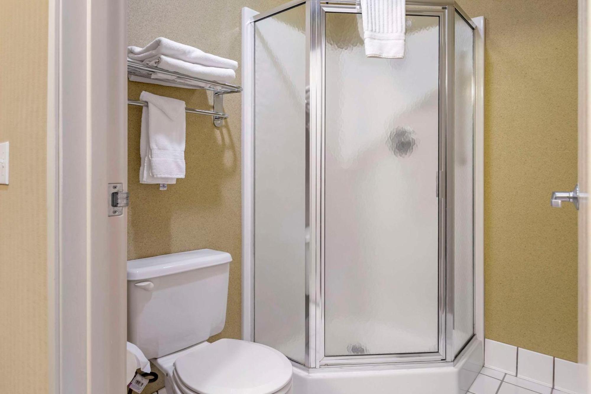 Comfort Inn Traverse City Extérieur photo