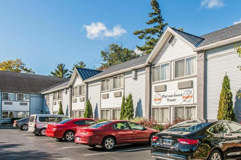 Comfort Inn Traverse City Extérieur photo